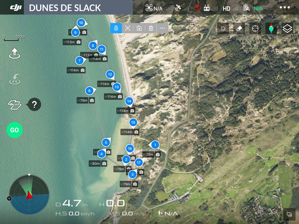 Vue aérienne des Dunes de Slack avec 17 points de vue d'un plan de vol de drone numérotés.